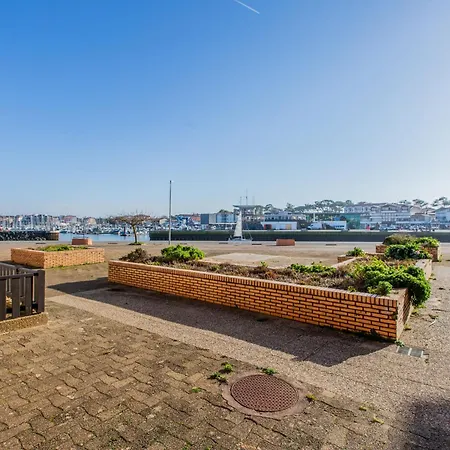 Lejlighed Les Terrasses Notre Dame Du Port-9 By Interhome *