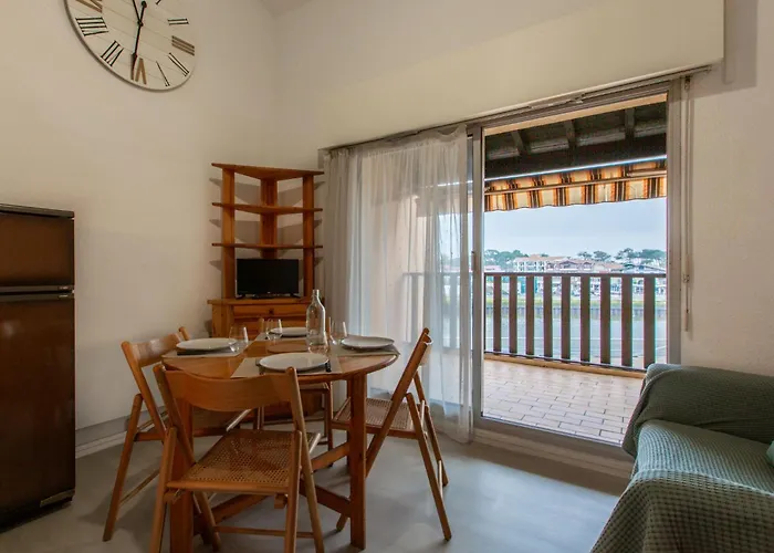 Les Terrasses Notre Dame Du Port-9 By Interhome 카브레톤