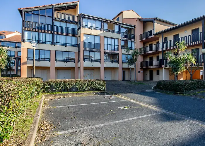 Les Terrasses Notre Dame Du Port-9 By Interhome 아파트